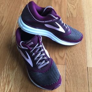 Brooks Revel women’s sneakers